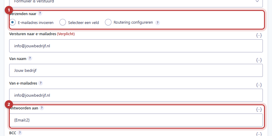 Een melding bewerken met de velden Versturen naar e-mailadres en Antwoorden aan gemarkeerd